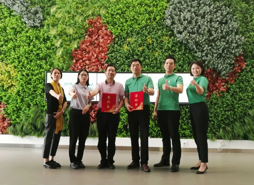 讓醫(yī)院更美、更有愛—儀美醫(yī)科與愛陪共享達成戰(zhàn)略合作