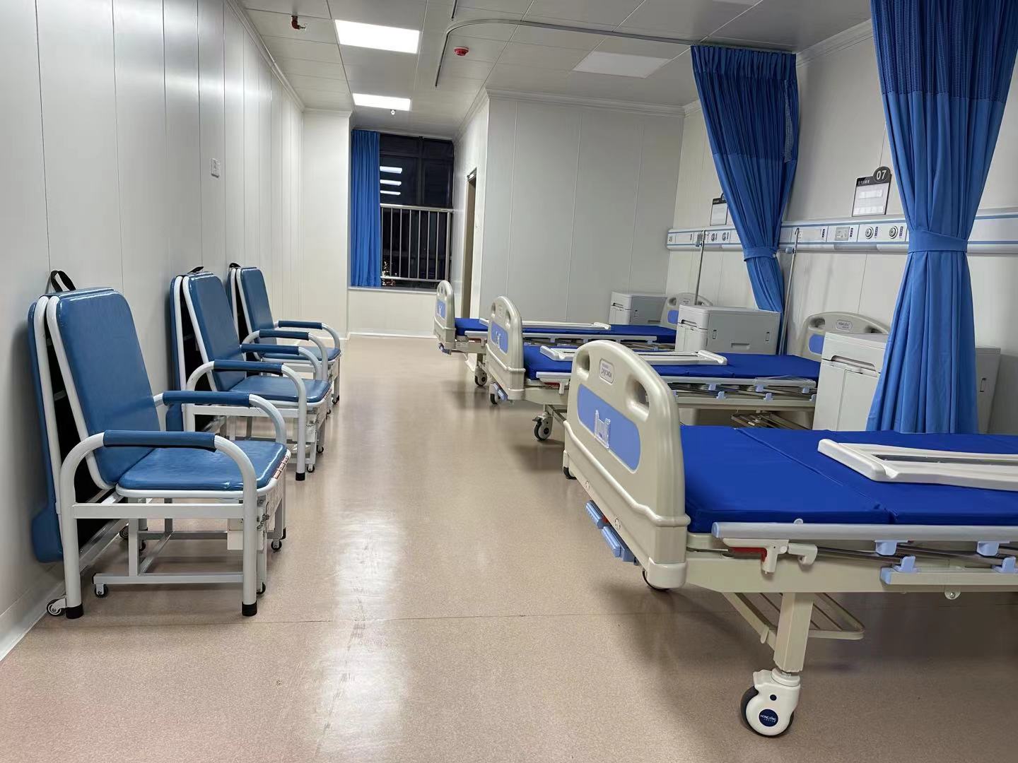 醫(yī)院陪護(hù)徹夜難眠？愛(ài)陪共享陪護(hù)床給你答案